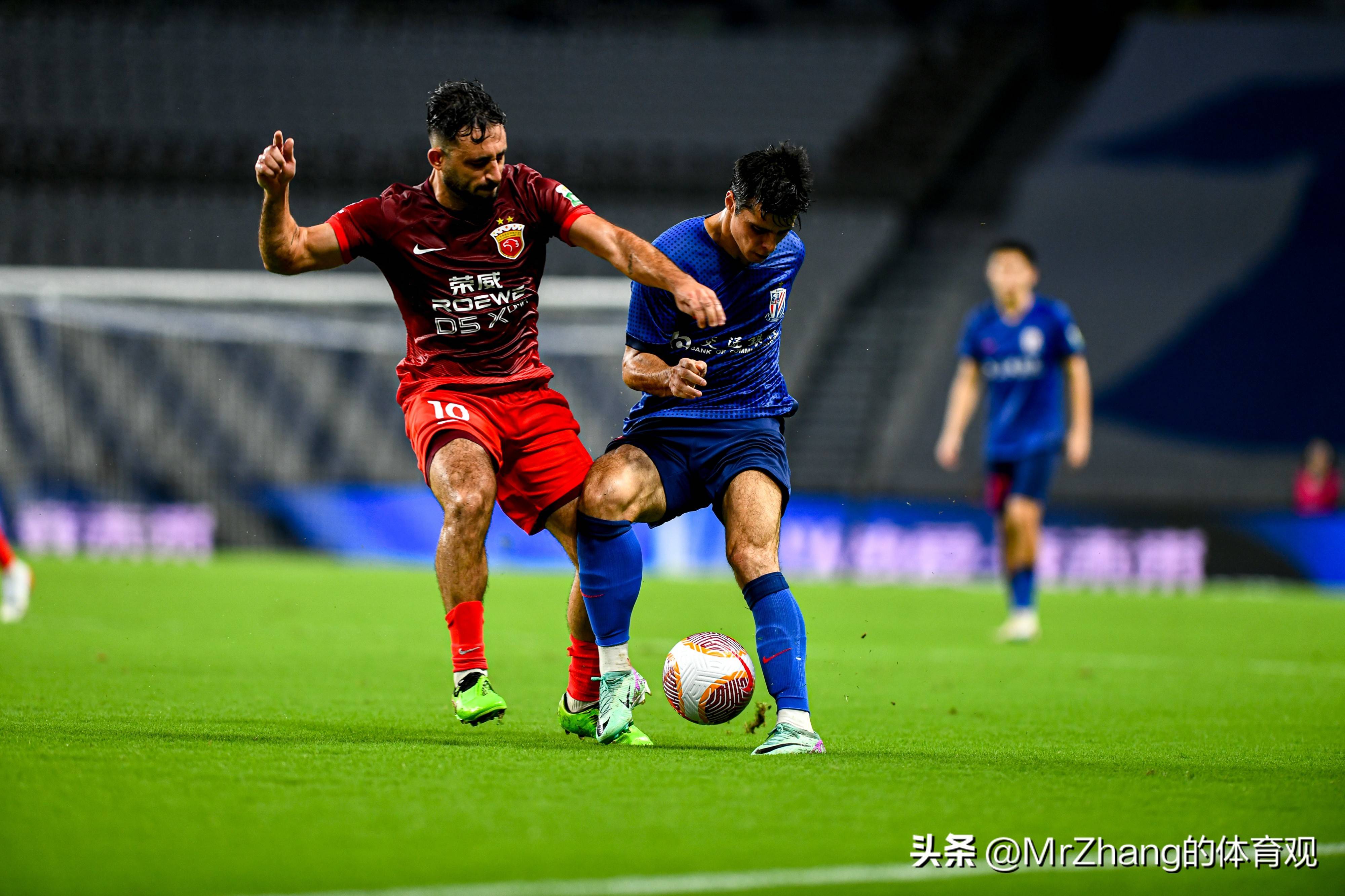 关于卡昂连续取胜，法甲升班马崭露头角的信息