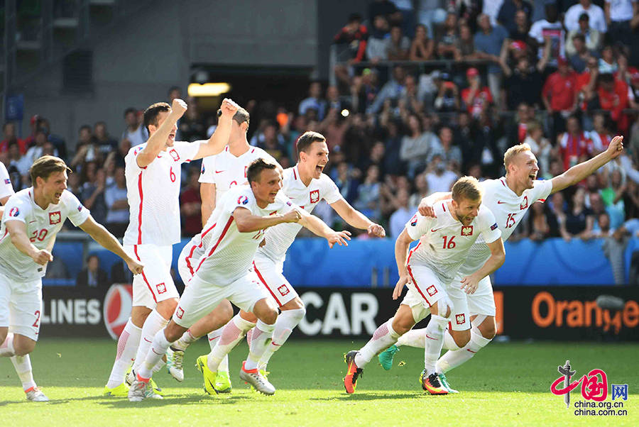 国际足球赛事在欧洲持续激烈展开 国际足球赛事在欧洲持续激烈展开