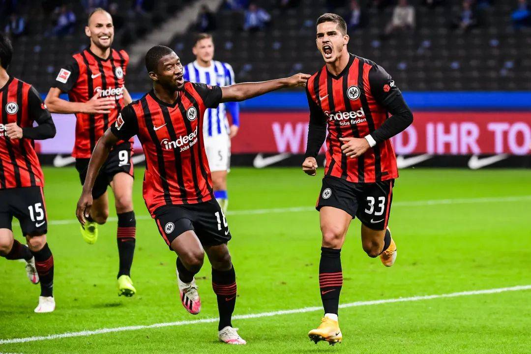 包含法兰克福客场挑战不伦瑞克，客场之行关键取胜的词条