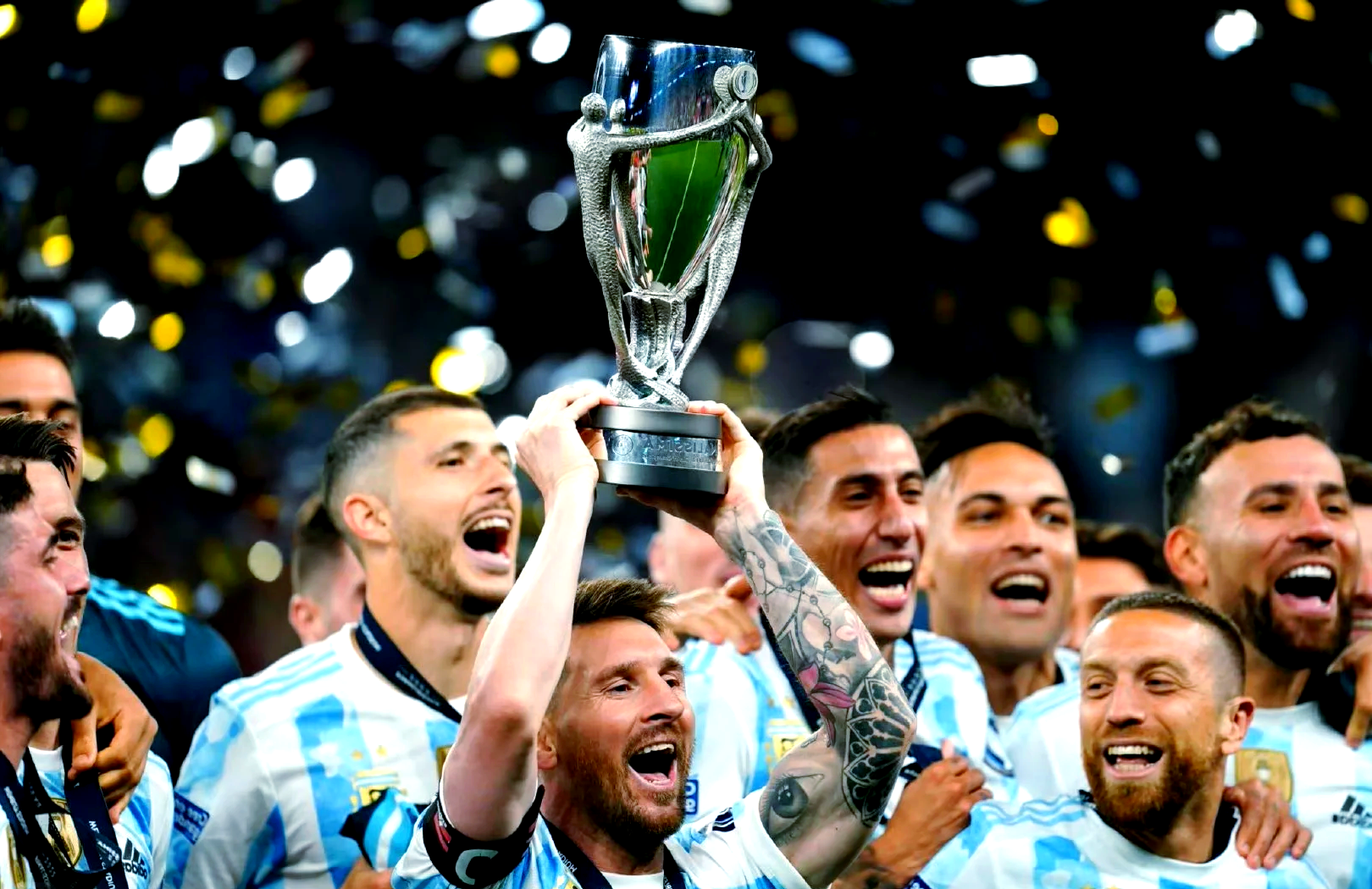 墨西哥足球队在重要比赛中崭露头角 墨西哥足球队在重要比赛中崭露头角