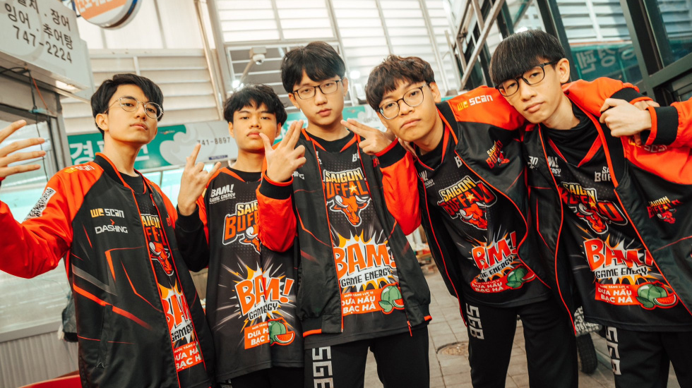 越南球队突围成功,晋级八强 越南球队突围成功,晋级八强