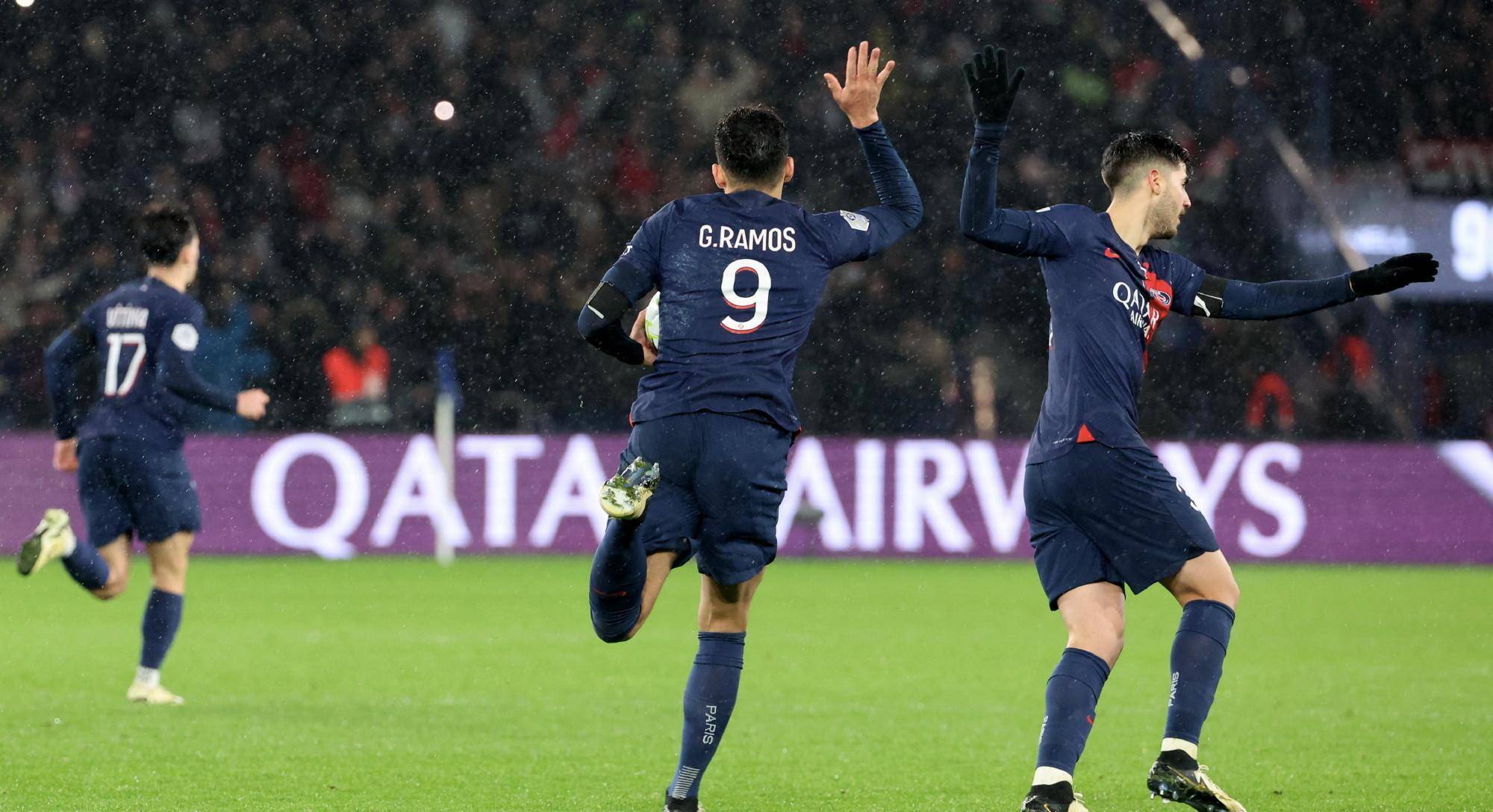 巴黎圣日耳曼在法甲联赛中保持领先