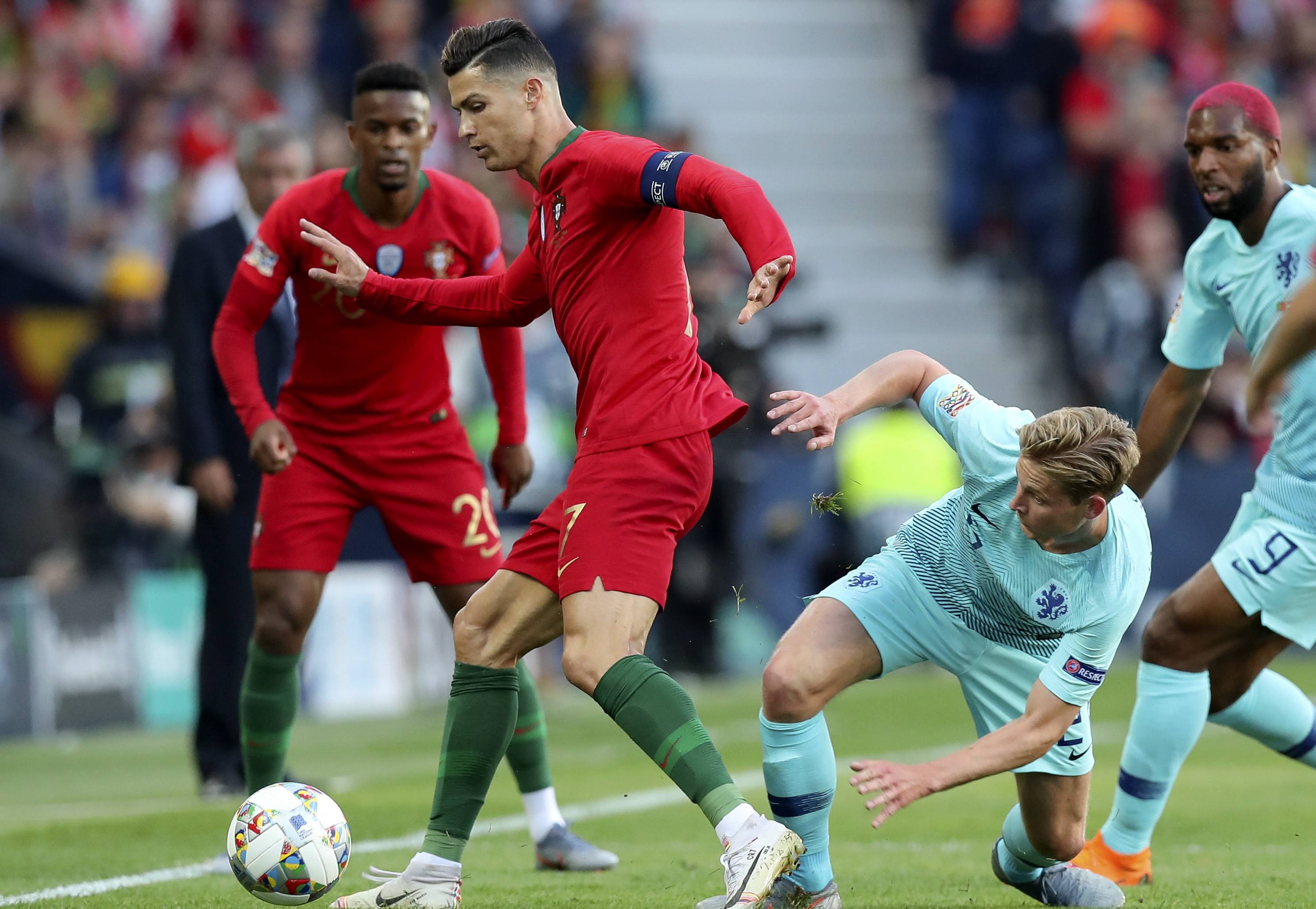 欧预赛比赛:瑞典取胜挪威,博格巴表现出色 欧预赛比赛:瑞典取胜挪威,博格巴表现出色