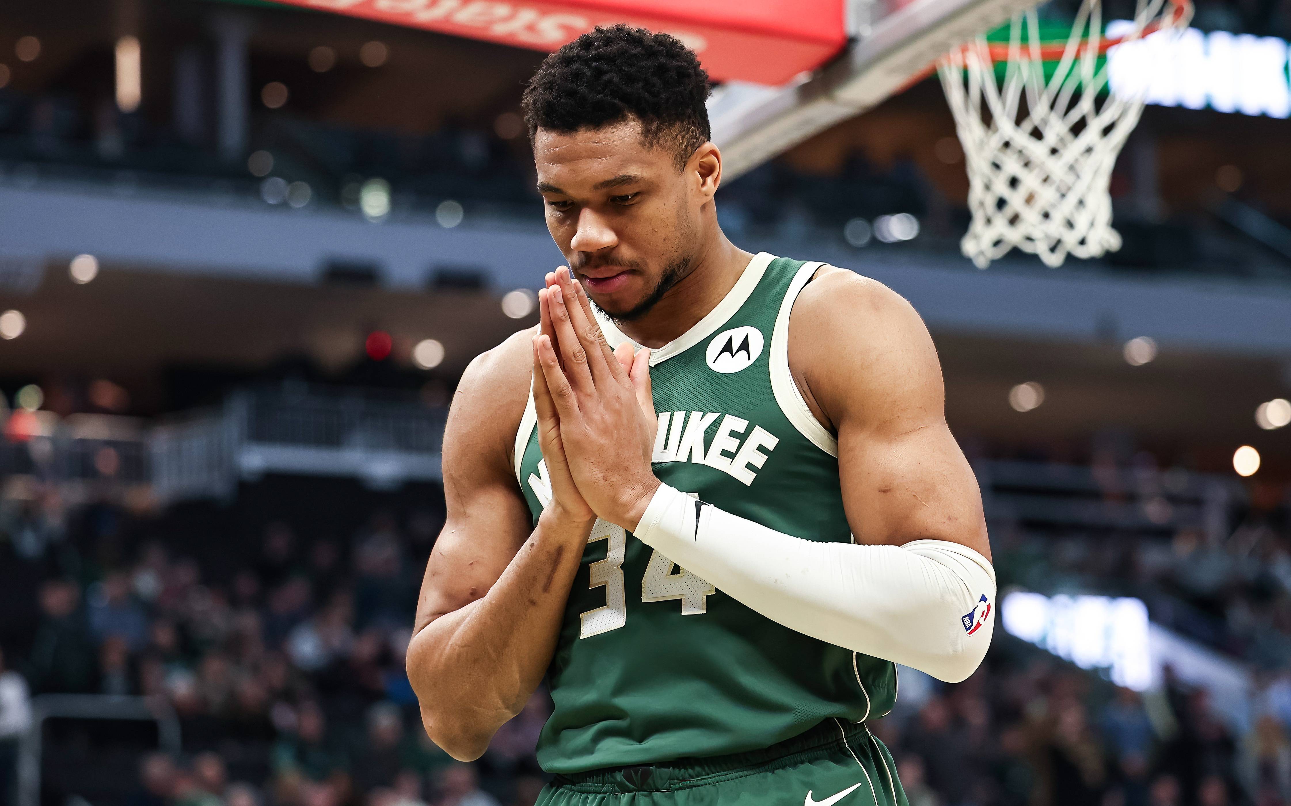 雄鹿遭遇连败，球队寻找突破口的简单介绍