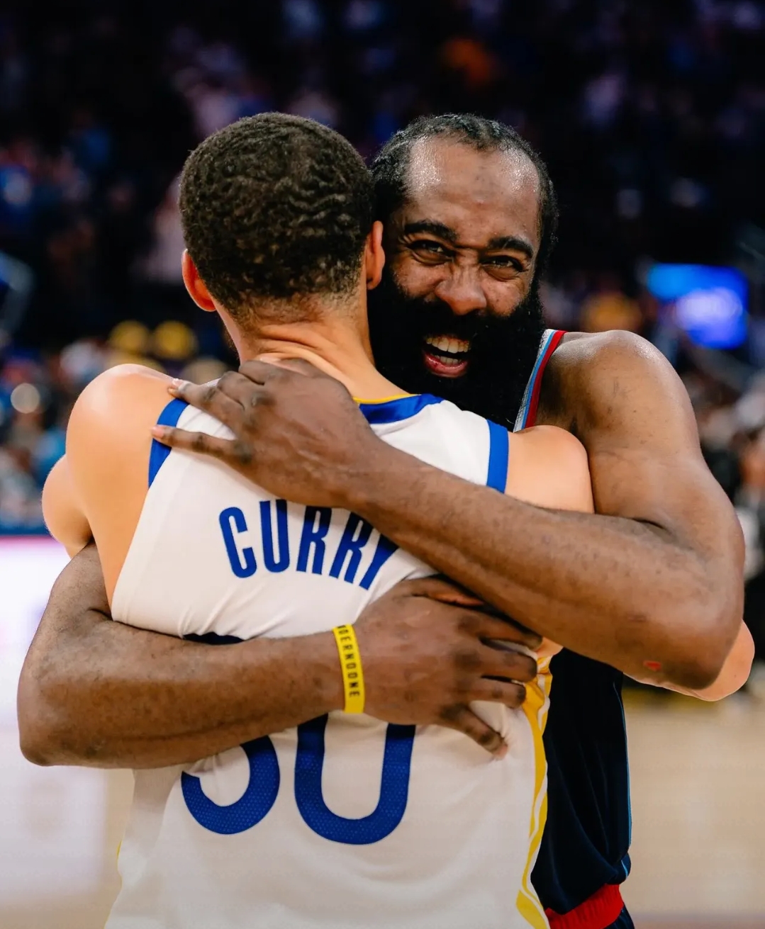 包含「76人力克篮网，哈里斯狂砍35分帮助球队取胜」的词条