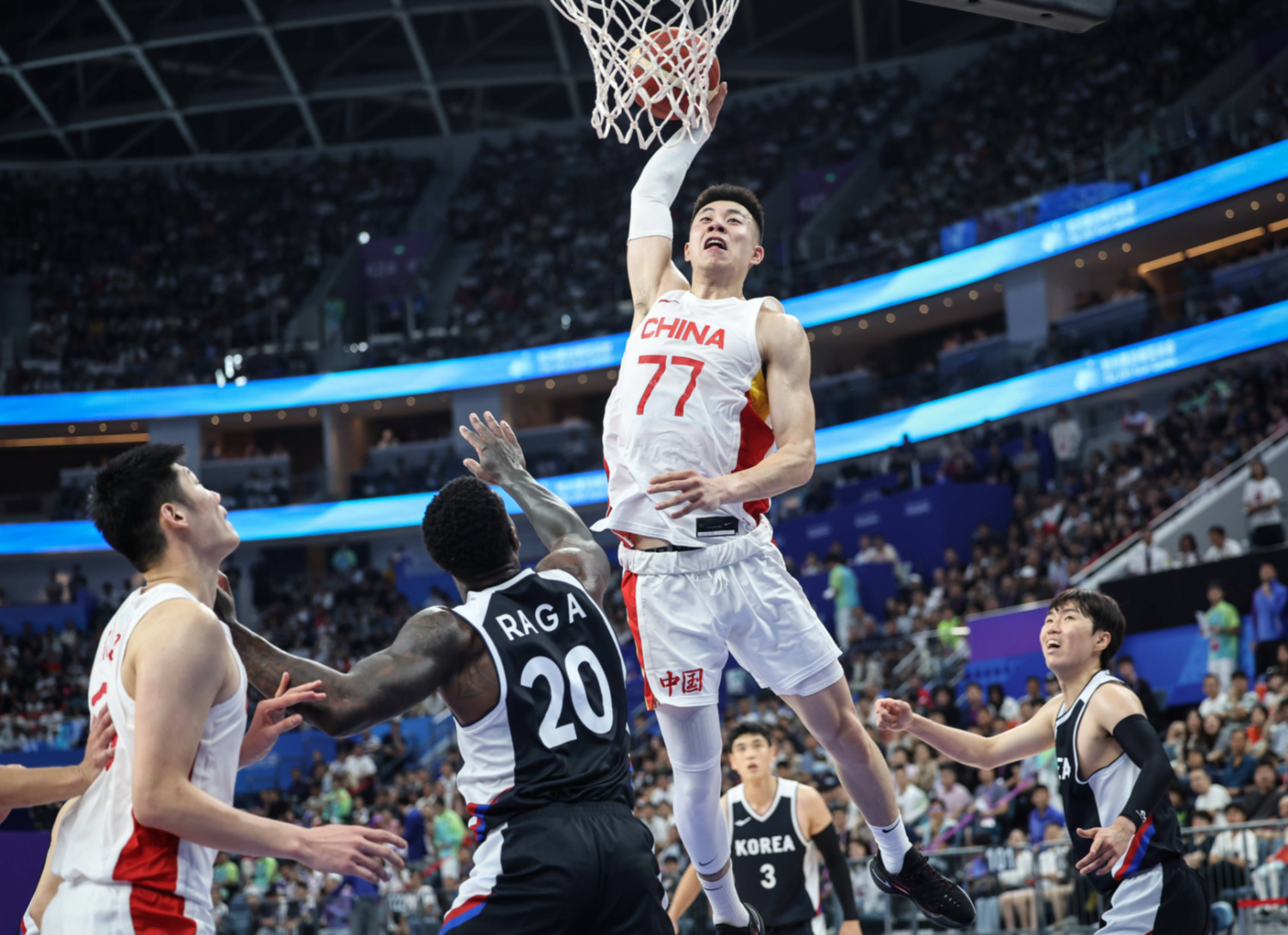 世俱杯参赛资格-天津队逆转湖人，张镇麟带队取胜