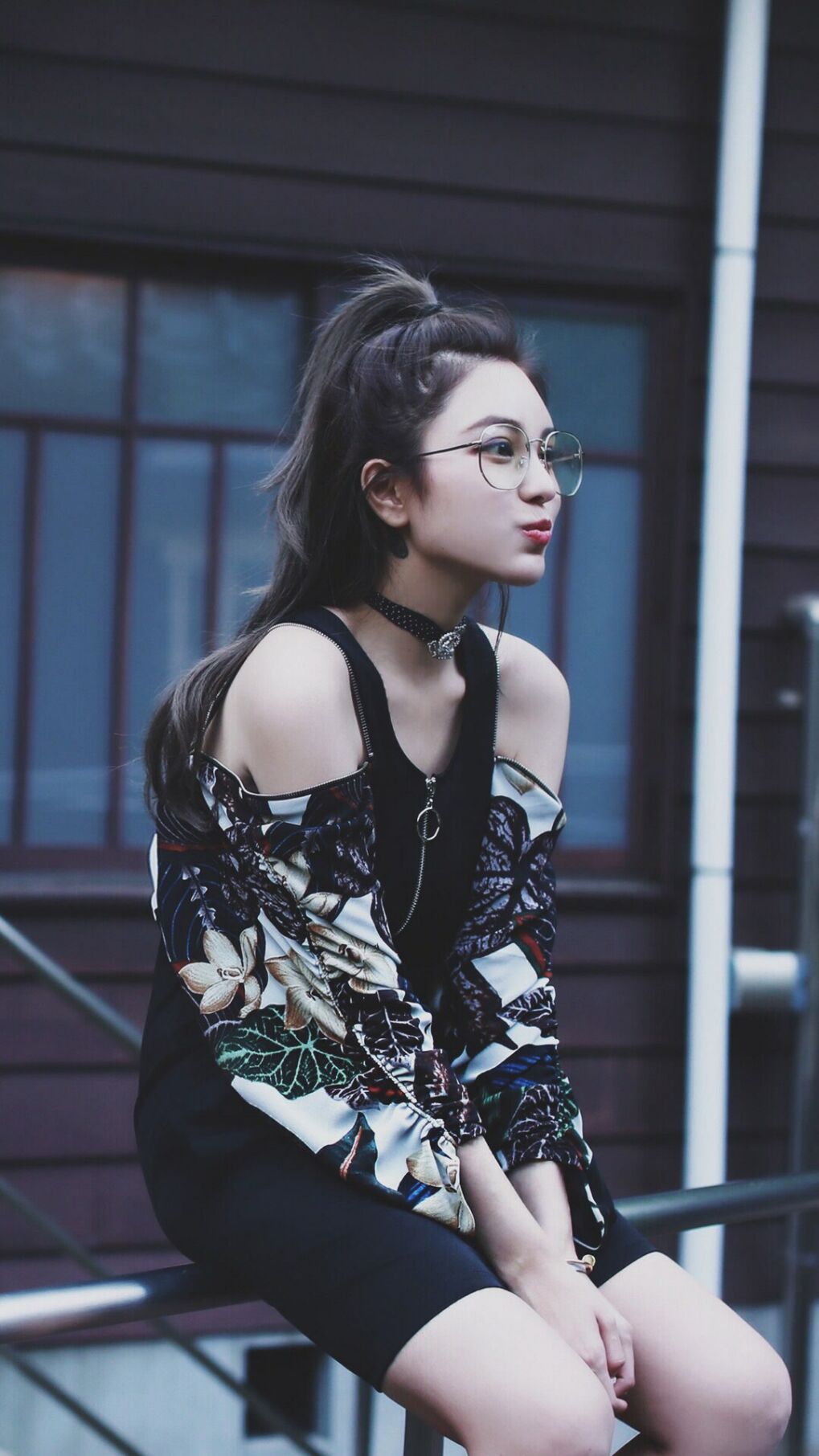 哈利伯顿爆发撕裂防线，深圳队团队篮球力克尼克斯创历史