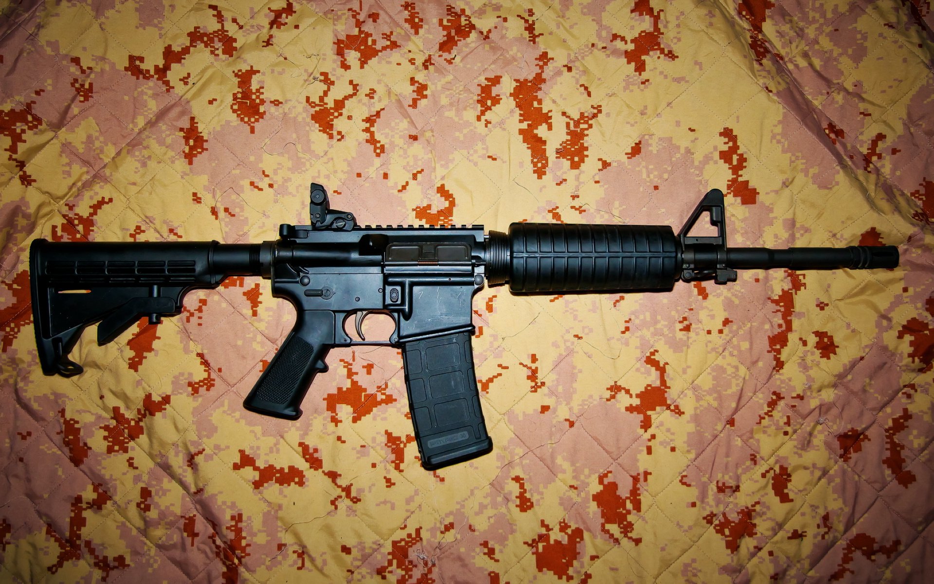 西甲德比夜，卢卡库用完美表现撕裂红蓝防线