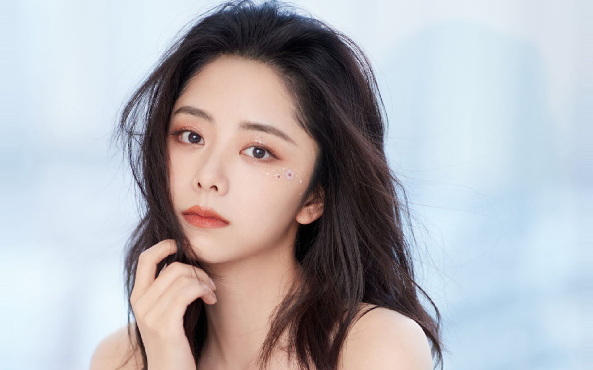 德甲争冠夜，李刚仁炸裂数据背后，一个亚洲天才的复仇与征服