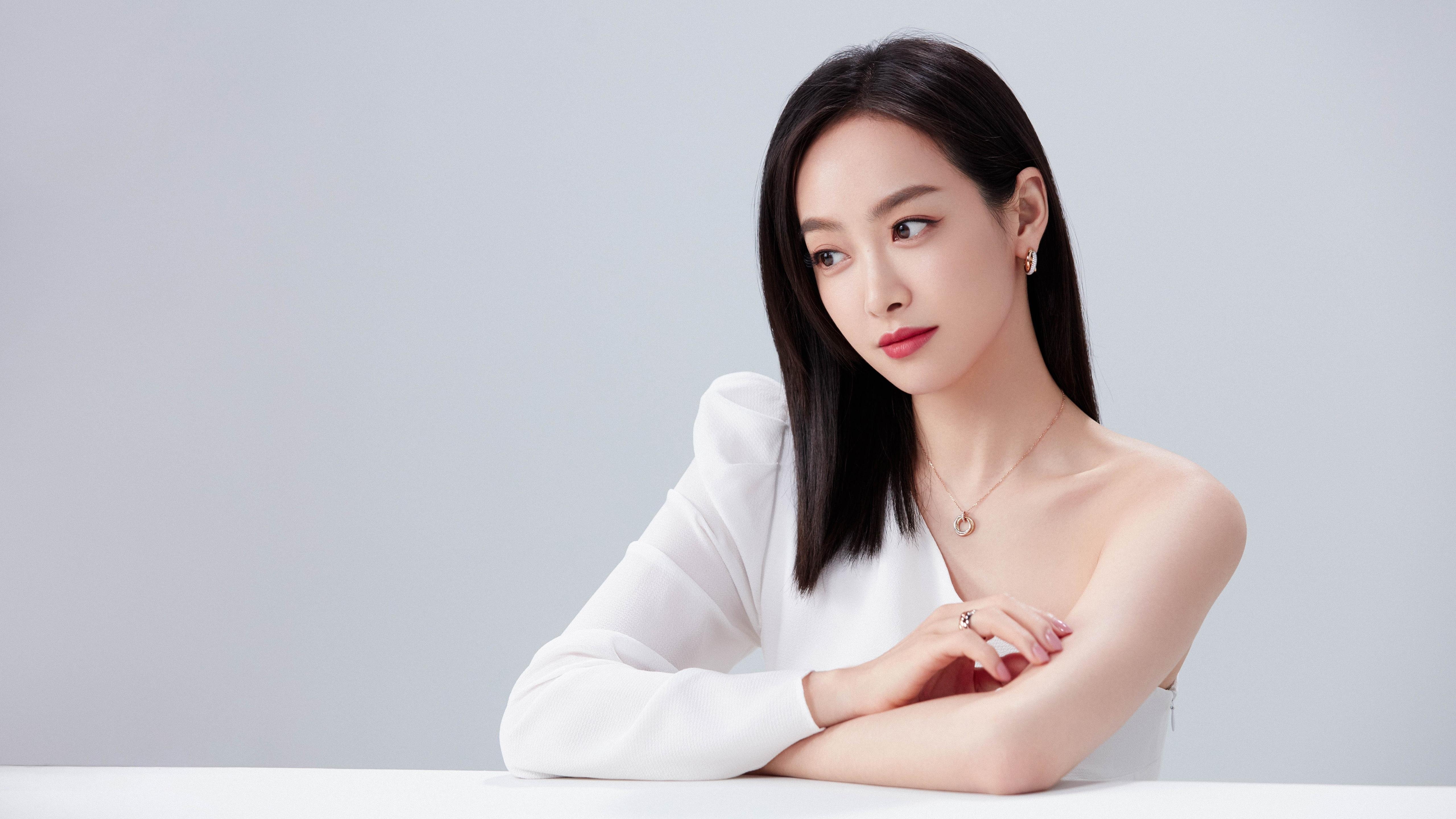 双线辉煌，澳大利亚男篮突围安哥拉关键战，克瓦拉茨赫利亚足球生涯之夜闪耀全球